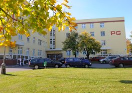 Porodnicko-gynekologická klinika slaví jubileum. O ženy a nastávající maminky se tu starají už 90 let