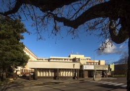 Interní ambulance a poradny fungují i přes léto, jen s upravenou provozní dobou