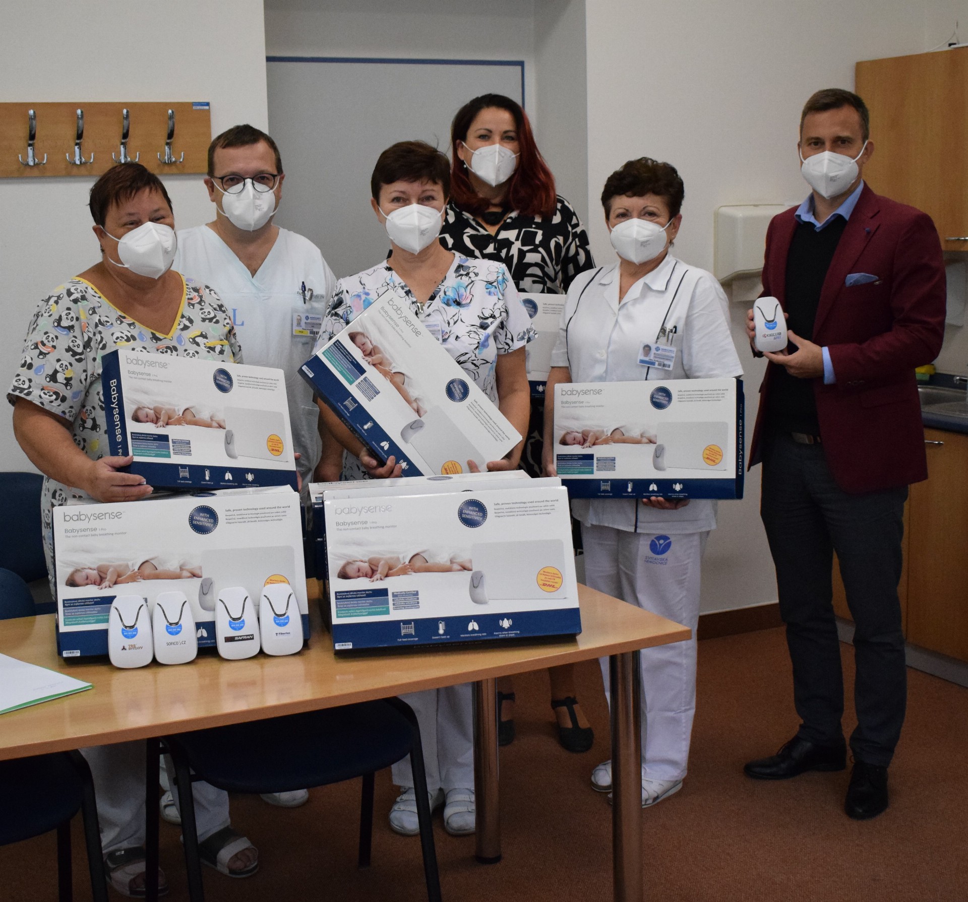 Miminka ve Svitavách a v Ústí nad Orlicí bude hlídat 35 nových monitorů dechu