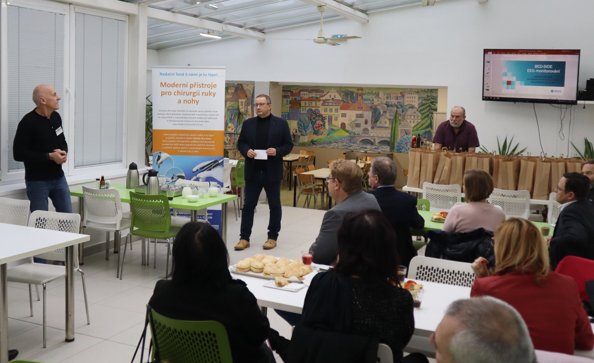 Chirurgický přístroj i přenosné EEG. Nadační fond S námi je tu lépe! zhodnotil dokončený projekt a vyhlásil nový