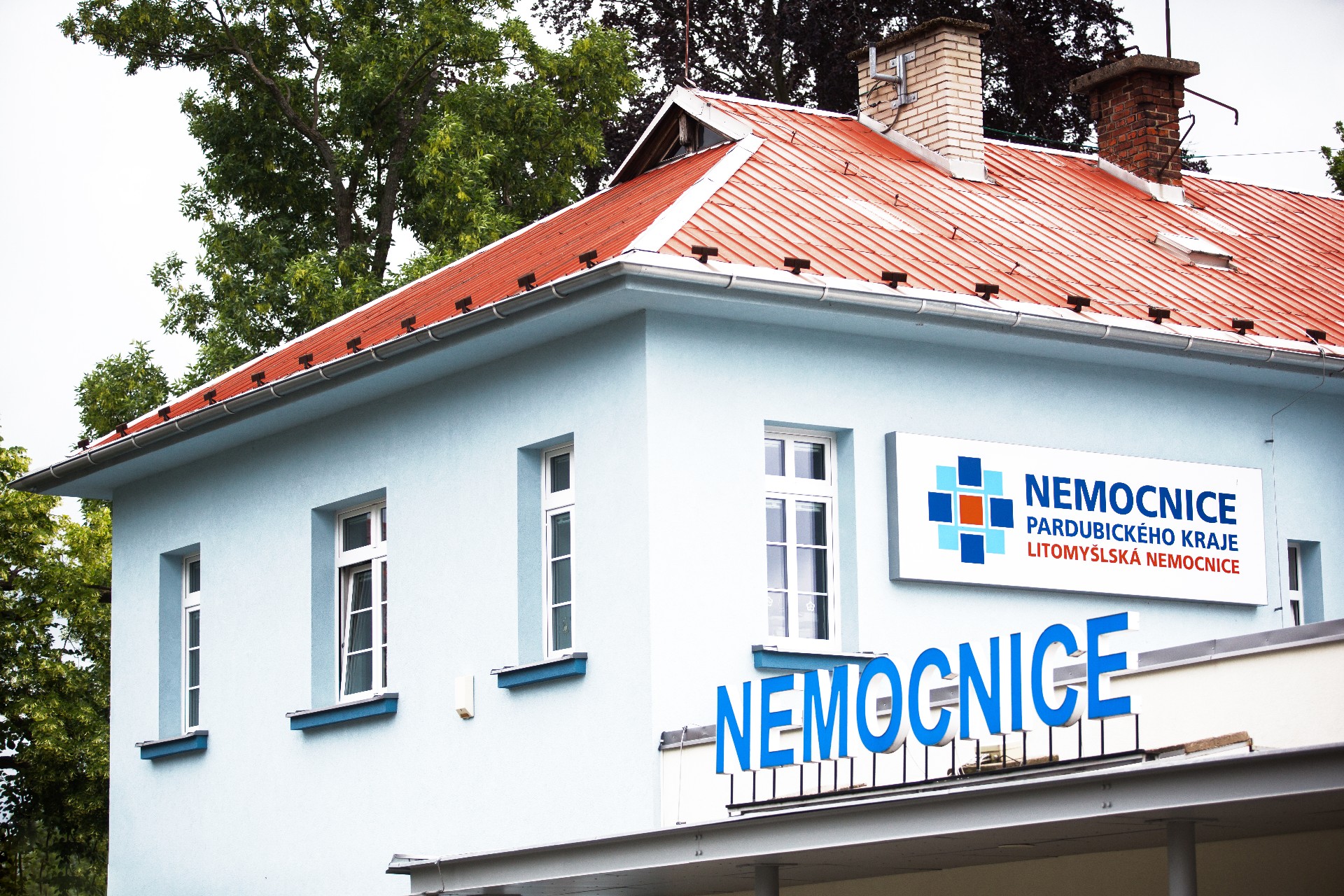 Litomyšlská nemocnice na měsíc uzavírá centrální operační sály. Zrekonstruuje vodovodní řad