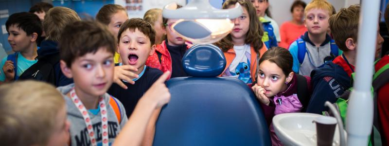 Den nemocnice přilákal stovky dětí