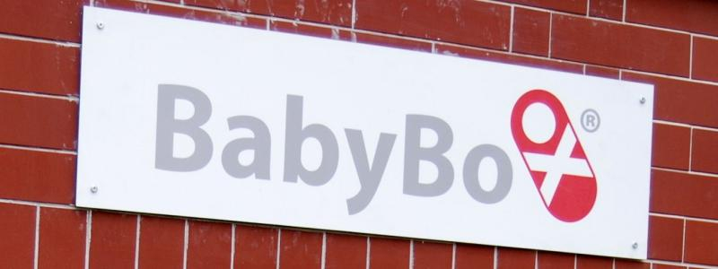 Novorozený chlapec byl dnes v podvečer nalezen v babyboxu v Pardubické nemocnici