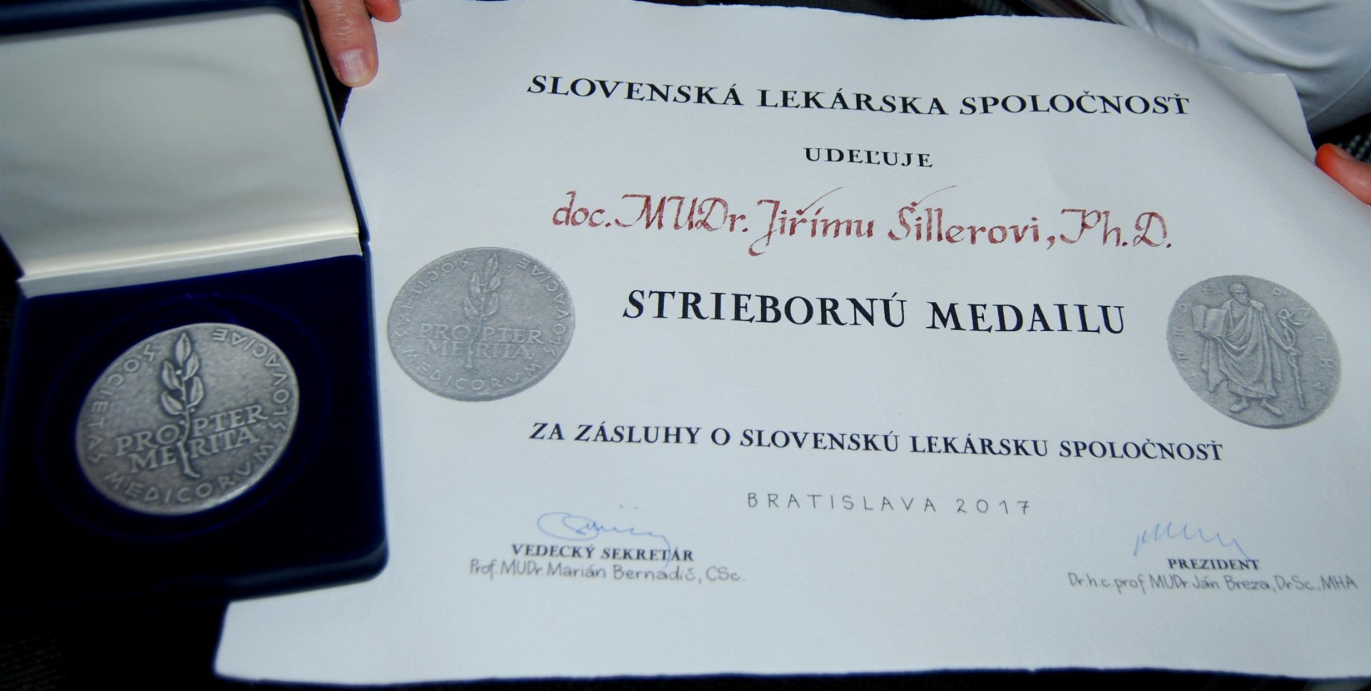 Docent Šiller obdržel významné ocenění od Slovenské lékařské společnosti