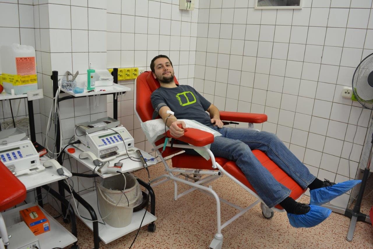 Letošní Valentýnské odběry krve v Nemocnici Pardubického kraje přilákaly 60 nových dárců