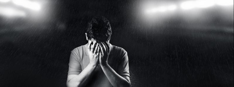 Při dlouhodobé depresi vyhledejte odborníka, radí psychiatr